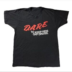 Hanes Vintage 90s Single Stitch DARE Keep Kids Off Drugs T-Shirt Men's Size ?